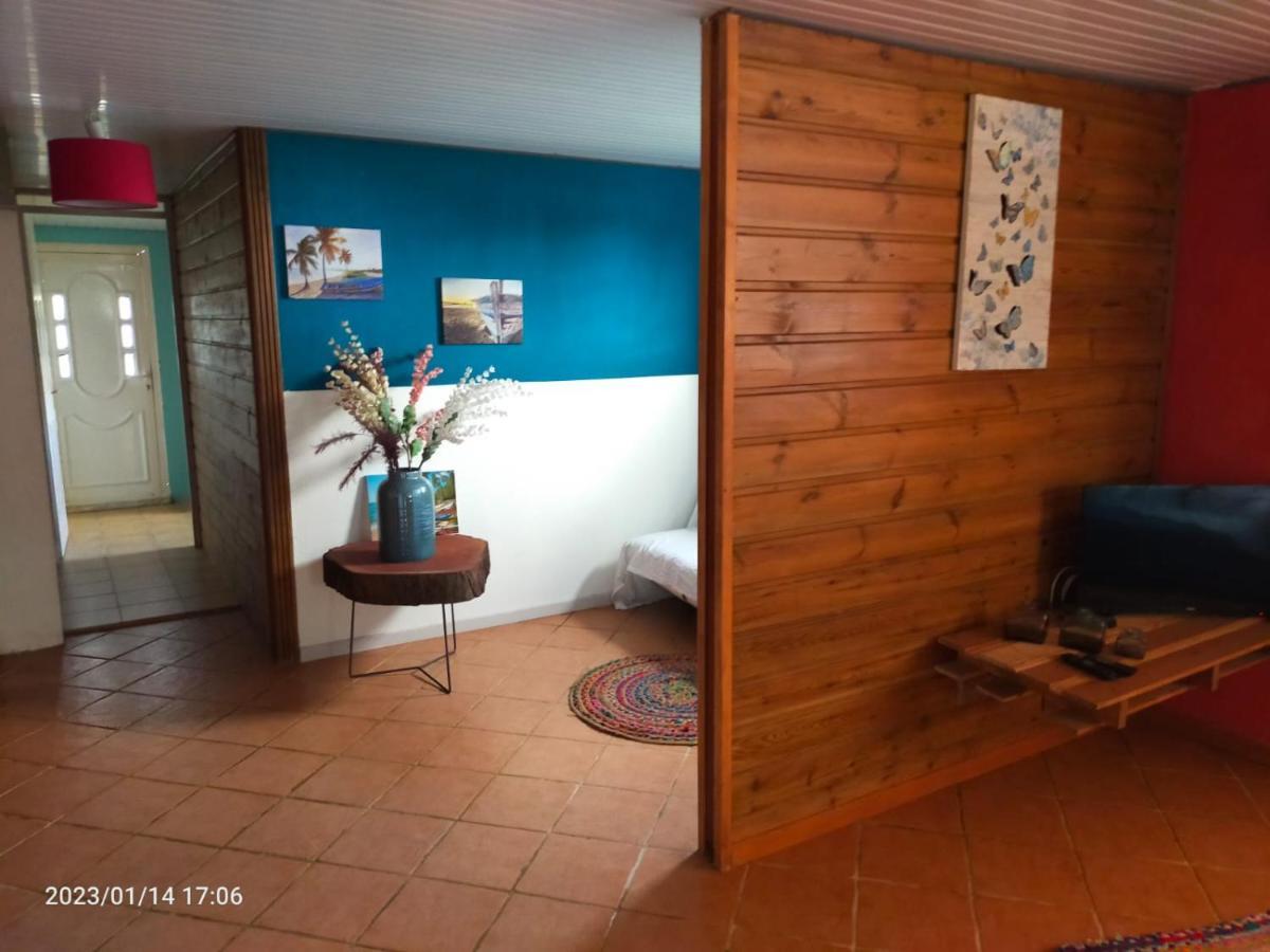 Douceur Des Hauteurs Bas De Villa, Piscine Privee Sainte-Luce Buitenkant foto